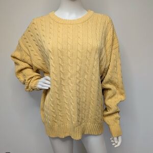 Men's Vintage 90s Light Yellow Cable Knit Crew Neck Sweater